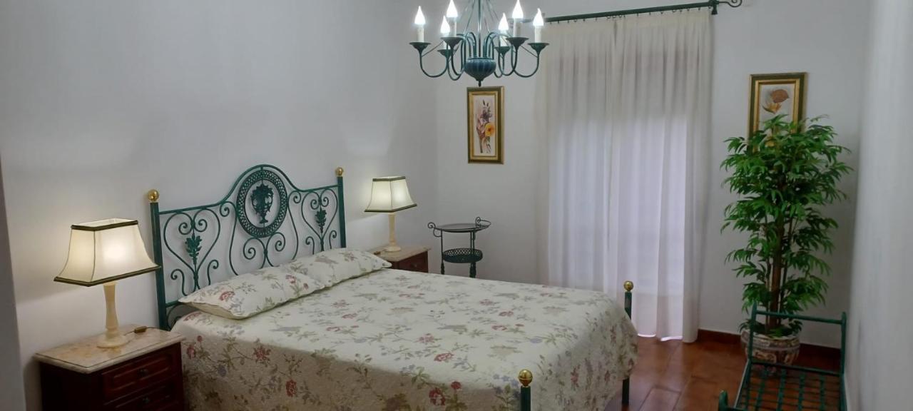 Elegant Sea View Apartment Nazaré Exterior photo