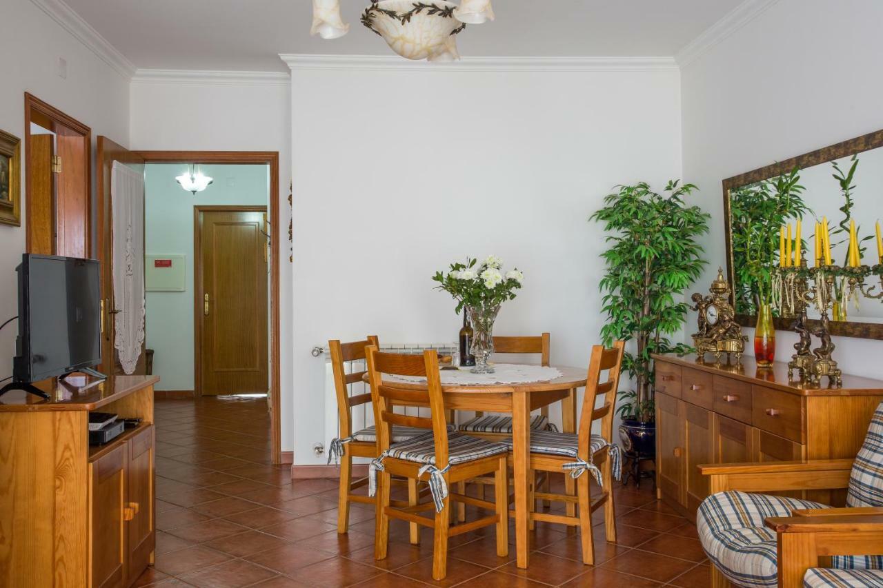 Elegant Sea View Apartment Nazaré Exterior photo