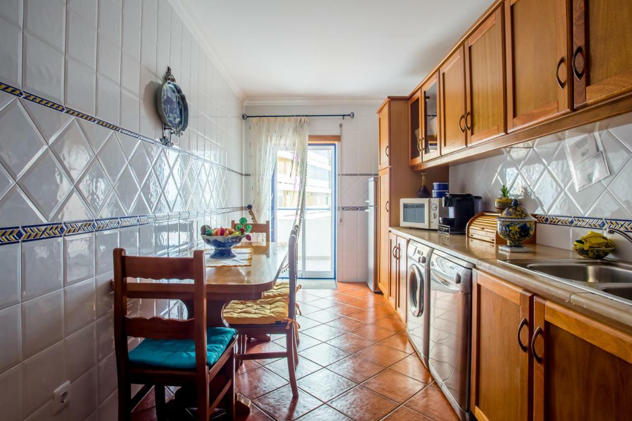 Elegant Sea View Apartment Nazaré Exterior photo