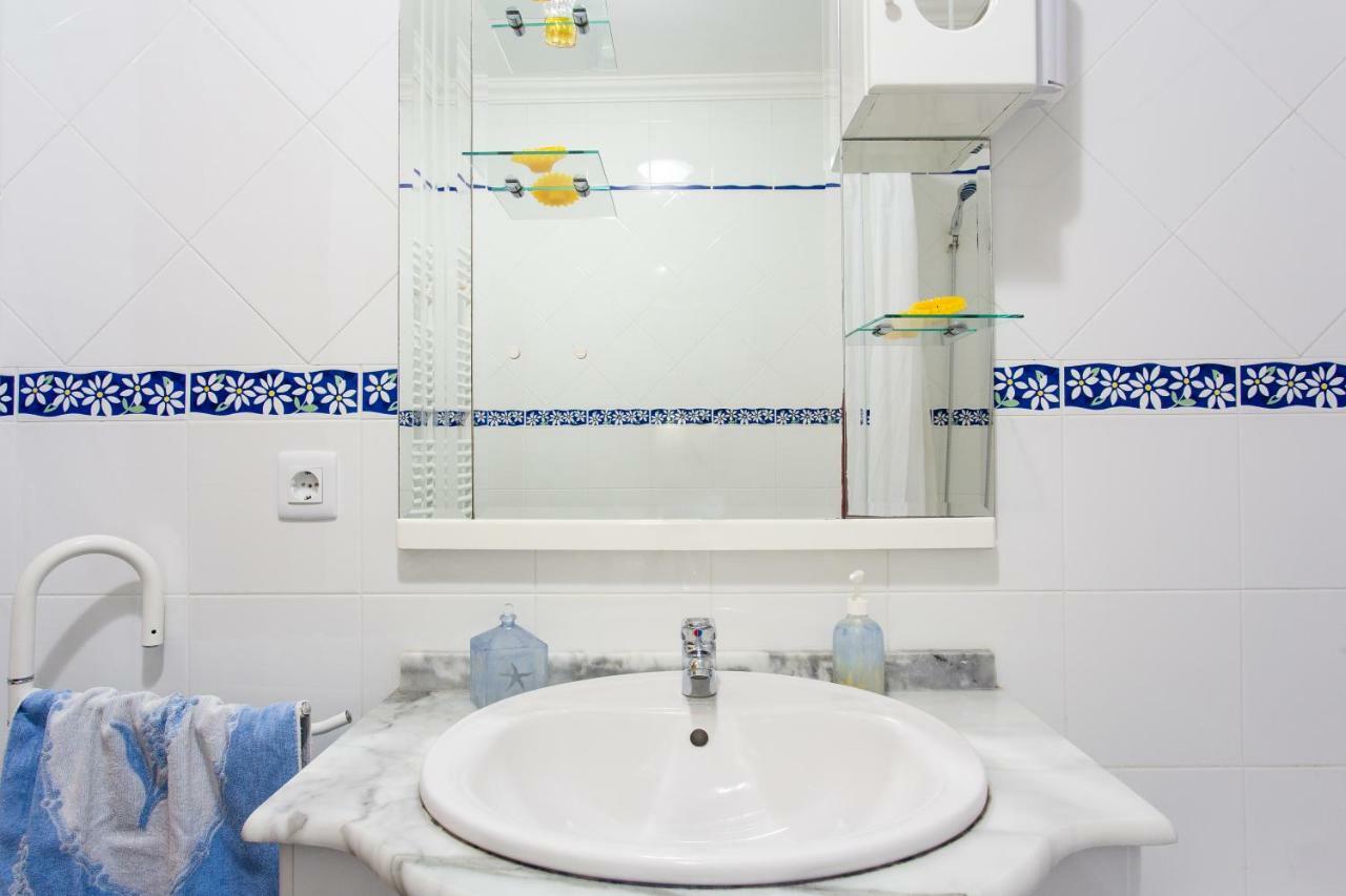 Elegant Sea View Apartment Nazaré Exterior photo
